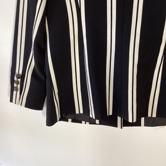 Karl Lagerfeld‎  Paris Balance-Stripe Blazer button down Black & White Size  10 - Picture 9 of 16
